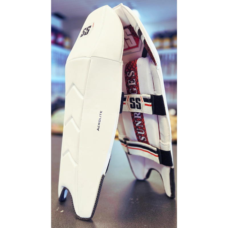 SS Aerolite Wicket Keeping Cricket Pads - MENS