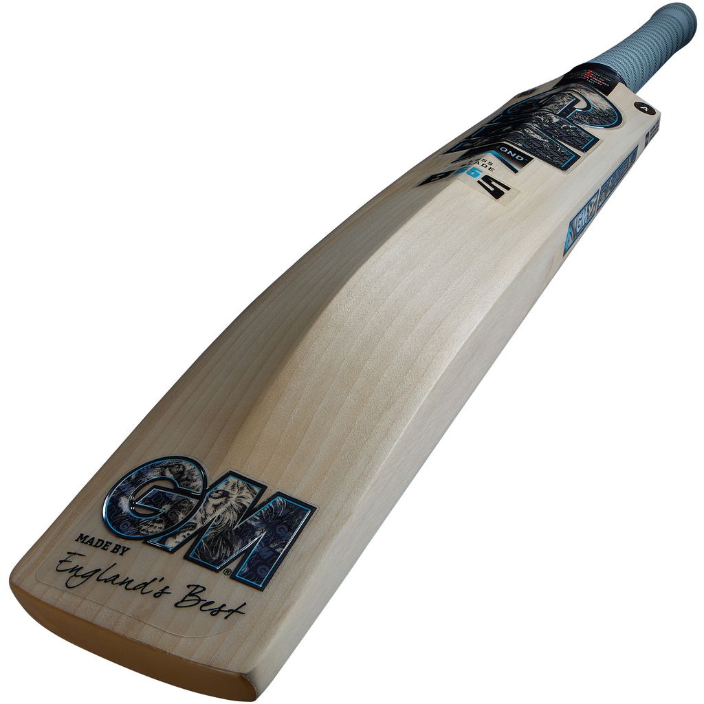 GM DIAMOND 808 Cricket Bat
